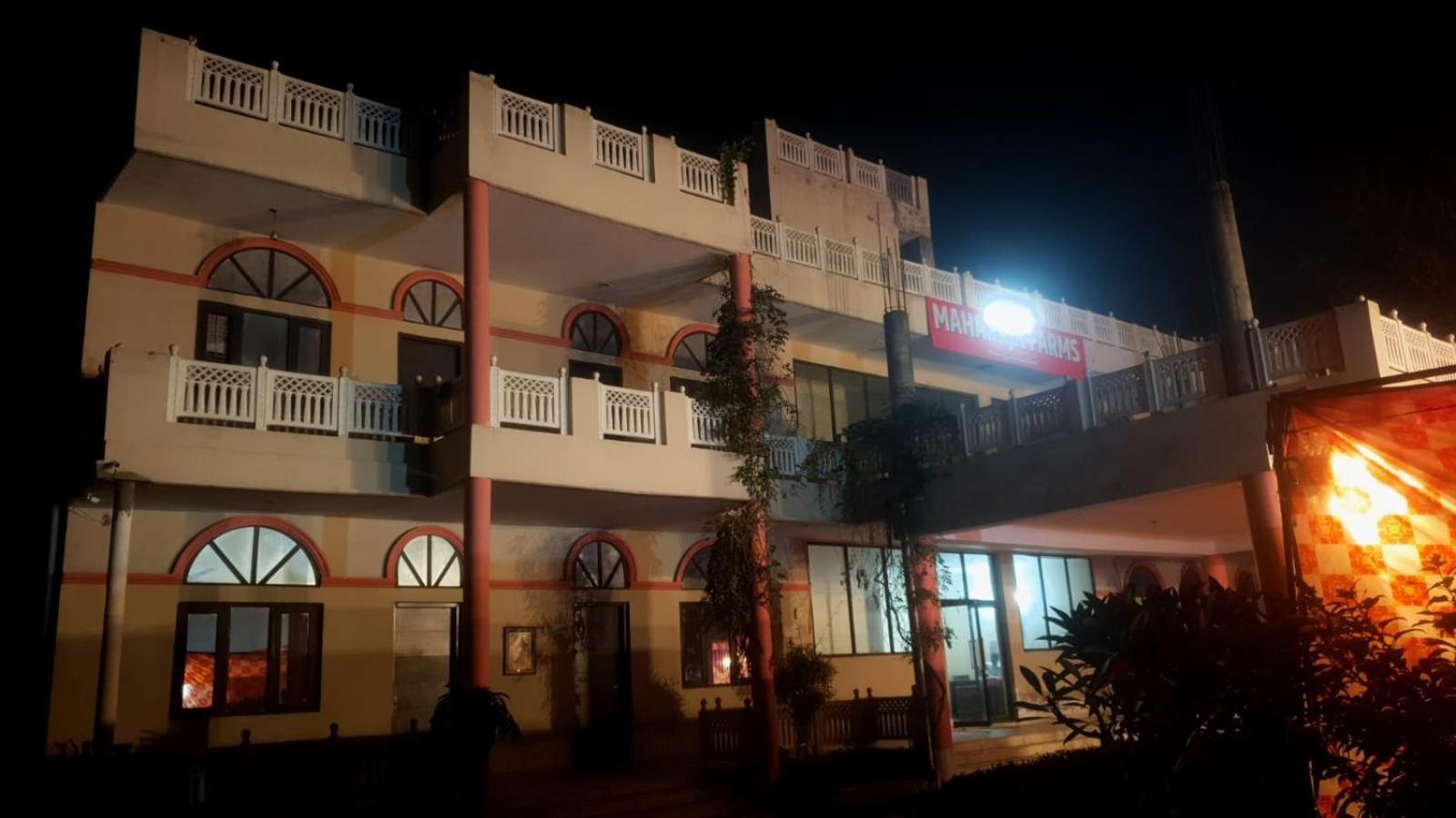Maharaja Farms Hotel Gurgaon Exterior photo